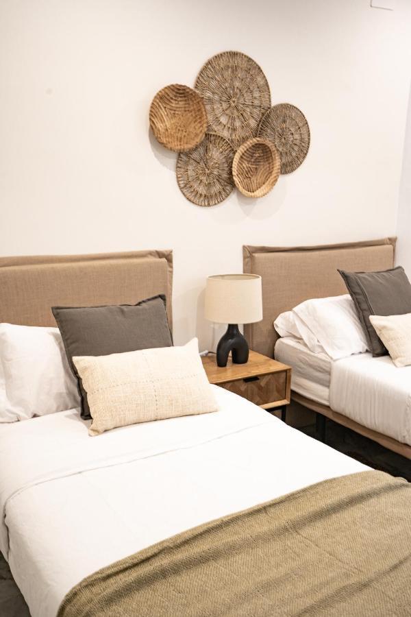 Stay U-Nique Apartments Plaza Constitucion Malaga Bagian luar foto