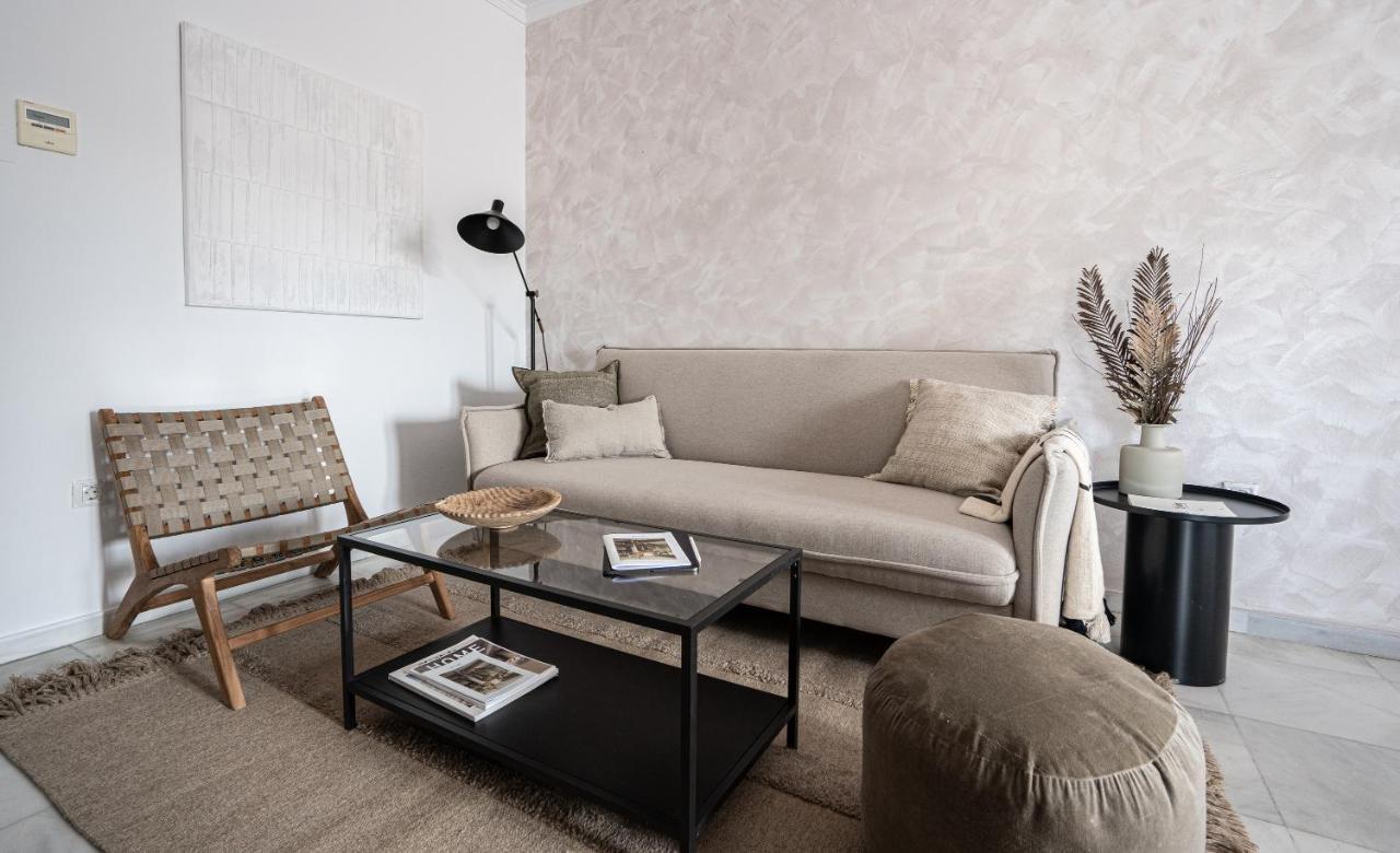 Stay U-Nique Apartments Plaza Constitucion Malaga Bagian luar foto