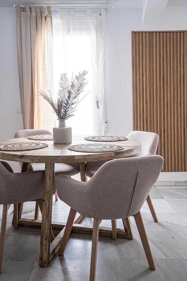 Stay U-Nique Apartments Plaza Constitucion Malaga Bagian luar foto