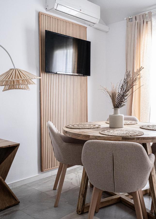 Stay U-Nique Apartments Plaza Constitucion Malaga Bagian luar foto