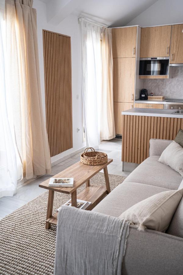 Stay U-Nique Apartments Plaza Constitucion Malaga Bagian luar foto