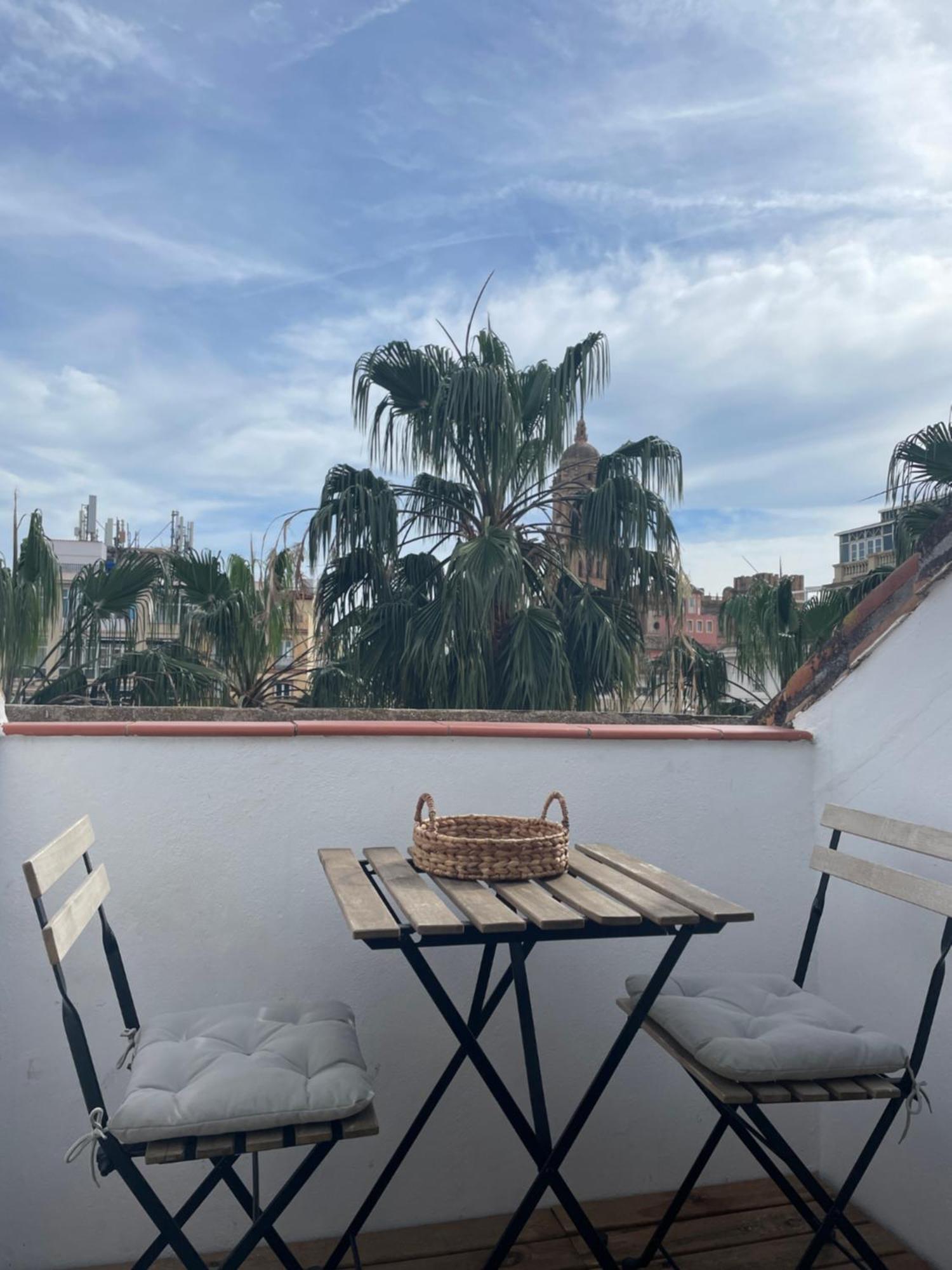 Stay U-Nique Apartments Plaza Constitucion Malaga Bagian luar foto